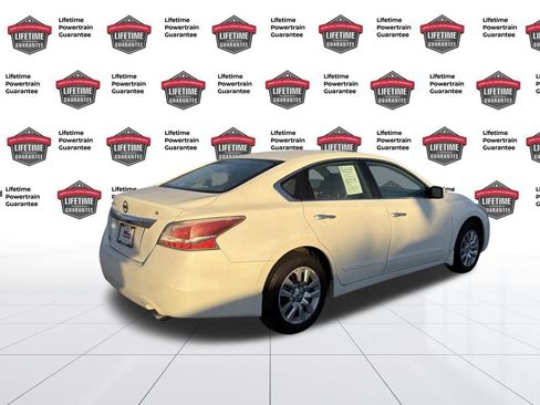 Used 2015 Nissan Altima 2.5 S w/ Power Driver Seat Package image 6