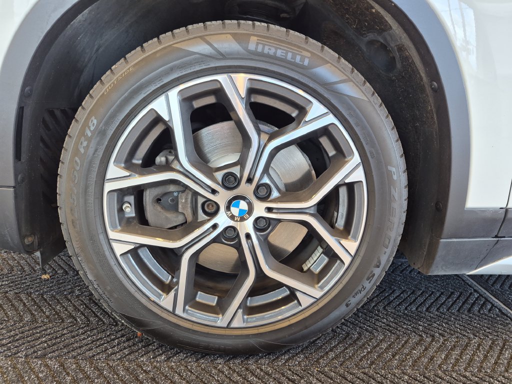 Used 2020 BMW X1 xDrive28i AWD/4WD image 12