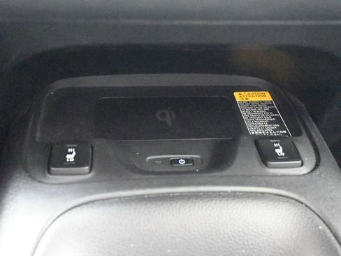 Used 2024 Toyota Corolla XLE image 42