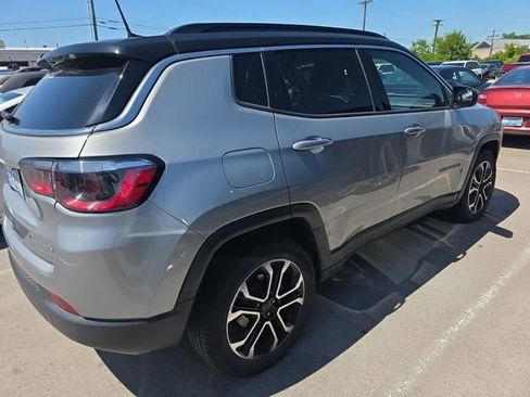 Used 2023 Jeep Compass Limited AWD/4WD image 8