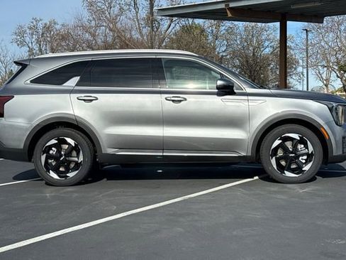 New 2026 Kia Sorento EX image 3