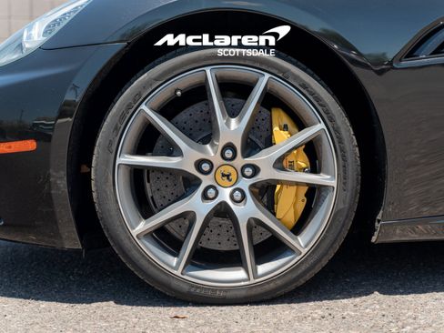 Used 2014 Ferrari California RWD image 36