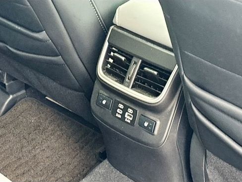 Used 2024 Subaru Outback Limited XT image 9