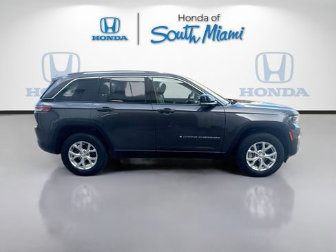 Used 2023 Jeep Grand Cherokee Limited RWD image 8