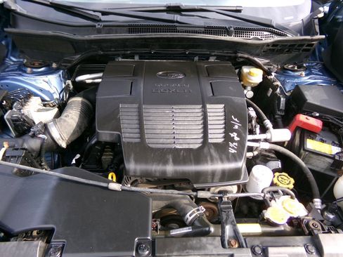 Used 2019 Subaru Forester Premium w/ All-Weather Package image 28