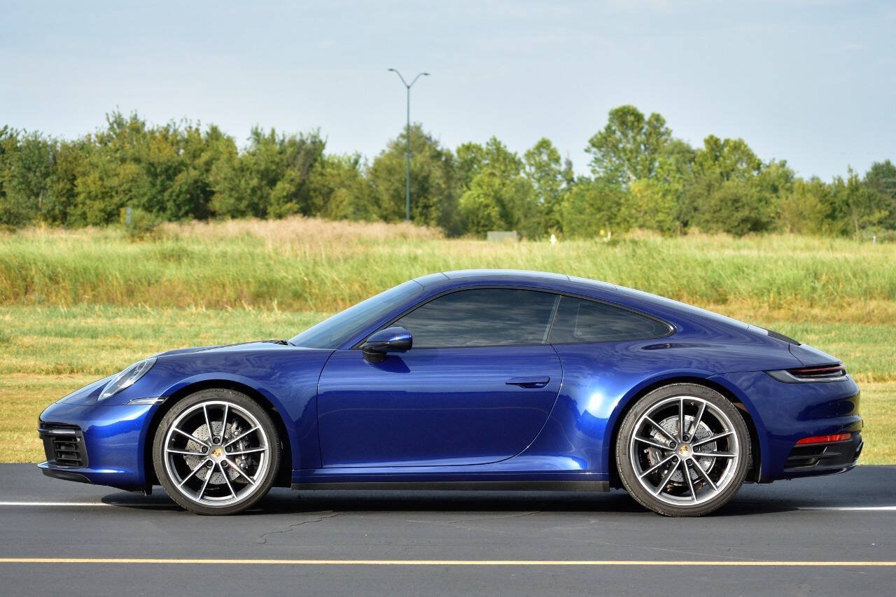 Used 2020 Porsche 911 Carrera image 1
