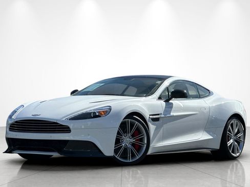 Used 2014 Aston Martin Vanquish Coupe image 2