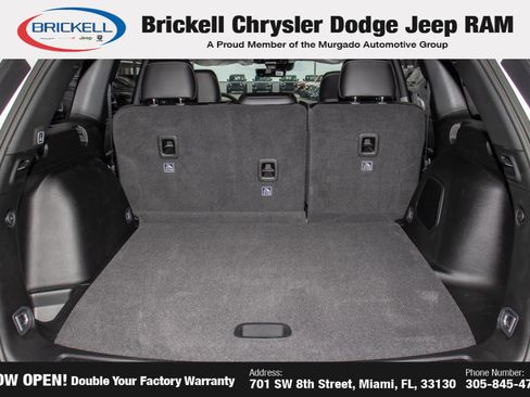 New 2026 Jeep Grand Cherokee Limited image 9