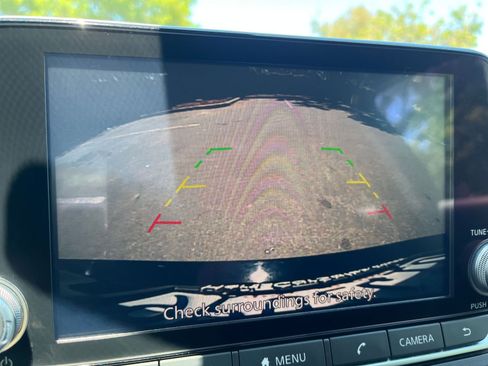 Used 2025 Nissan Altima 2.5 SV FWD image 23