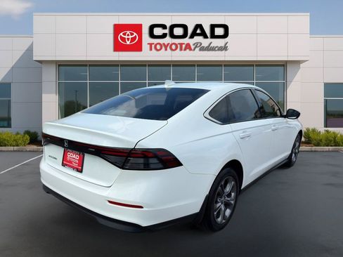 Used 2023 Honda Accord EX image 5