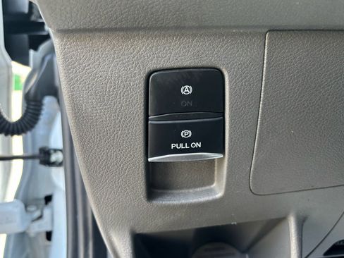 Used 2023 Ford Transit 250 Medium Roof AWD w/ Load Area Protection Package image 23