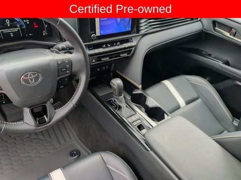 Used 2025 Toyota Camry SE FWD image 20