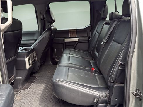 Used 2019 Ford F150 Lariat w/ Equipment Group 502A Luxury AWD/4WD image 17