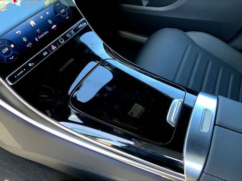 Certified 2025 Mercedes-Benz GLC 300 4MATIC image 7