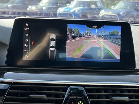 Used 2019 BMW 540i w/ M Sport Package RWD image 25