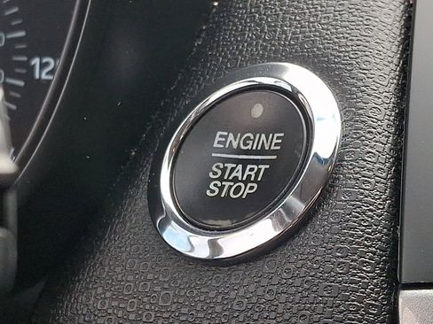 Used 2020 Ford EcoSport SE FWD image 23
