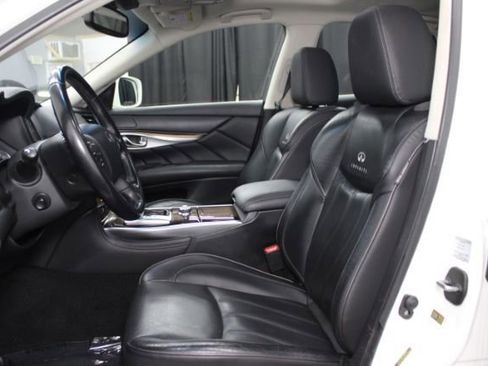 Used 2012 INFINITI M56 x w/ Deluxe Touring Pkg image 13