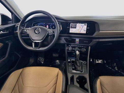 Used 2019 Volkswagen Jetta SEL Premium FWD image 23