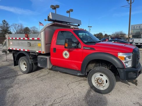 Used 2016 Ford F550 4x4 Regular Cab Super Duty w/ Power Equipment Group image 2