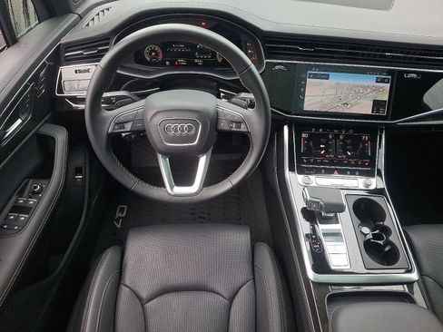 Certified 2025 Audi Q7 3.0T Prestige w/ Prestige Package image 11