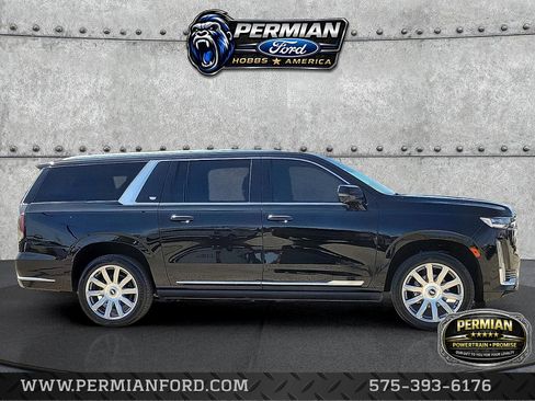 Used 2022 Cadillac Escalade ESV Premium Luxury Platinum image 5