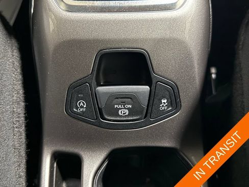 Certified 2022 Jeep Renegade Limited AWD/4WD image 15