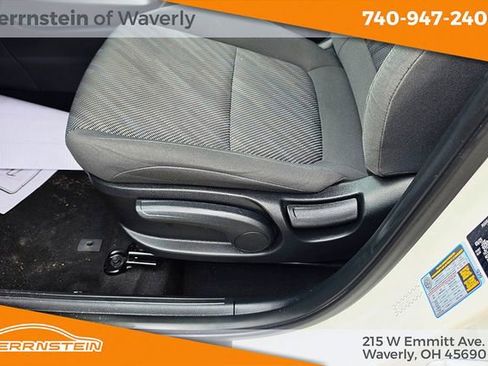 Used 2024 Kia Seltos LX AWD/4WD image 15