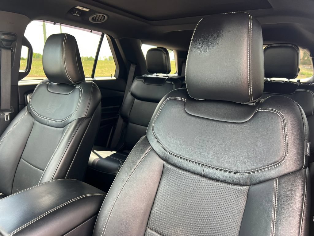 Used 2020 Ford Explorer ST w/ ST Street Pack AWD/4WD image 16