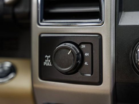 Used 2020 Ford F350 Lariat w/ Lariat Ultimate Package image 29