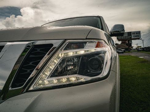 Used 2020 Nissan Armada Platinum w/ Captain's Chairs Package RWD image 23