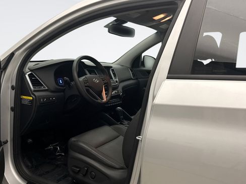 Used 2017 Hyundai Tucson Limited w/ Cargo Package AWD/4WD image 10