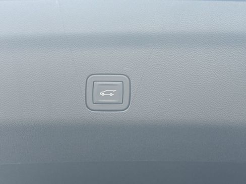 New 2026 GMC Yukon XL Denali w/ Advanced Technology Package AWD/4WD image 35