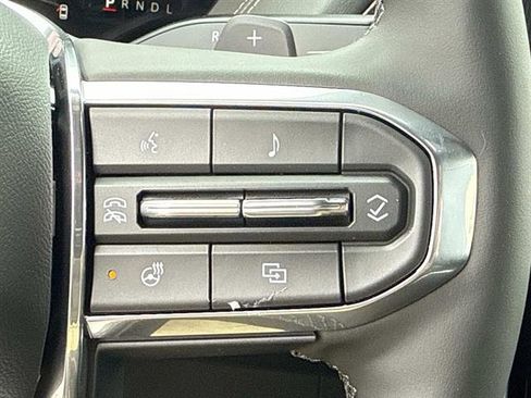 Used 2026 GMC Yukon XL Elevation image 27