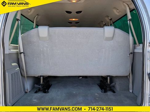 Used 2013 Ford E-350 and Econoline 350 XLT RWD image 12