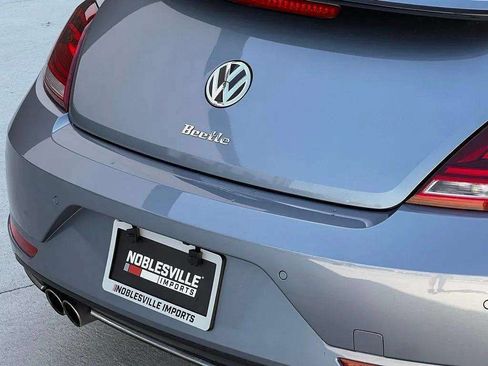 Used 2019 Volkswagen Beetle 2.0T Final Edition SEL FWD image 36