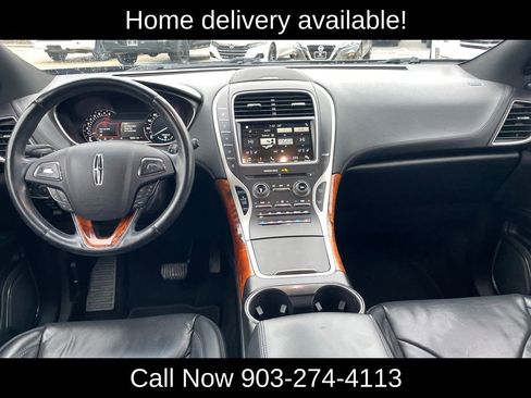 Used 2018 Lincoln MKX Reserve w/ Lincoln MKX Climate Package image 18