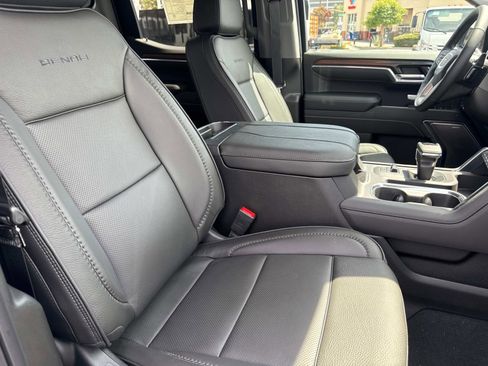 New 2026 GMC Sierra 1500 Denali w/ Denali Reserve Package image 28