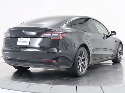 Used 2022 Tesla Model 3 Long Range AWD/4WD image 5