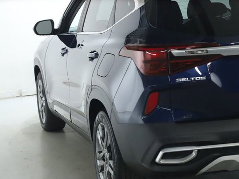 Used 2022 Kia Seltos S image 41