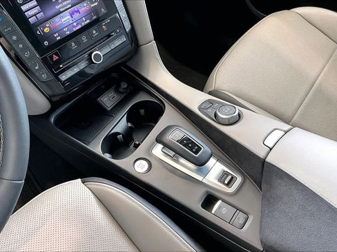 Used 2023 INFINITI QX50 Sensory w/ Accent Package AWD/4WD image 18