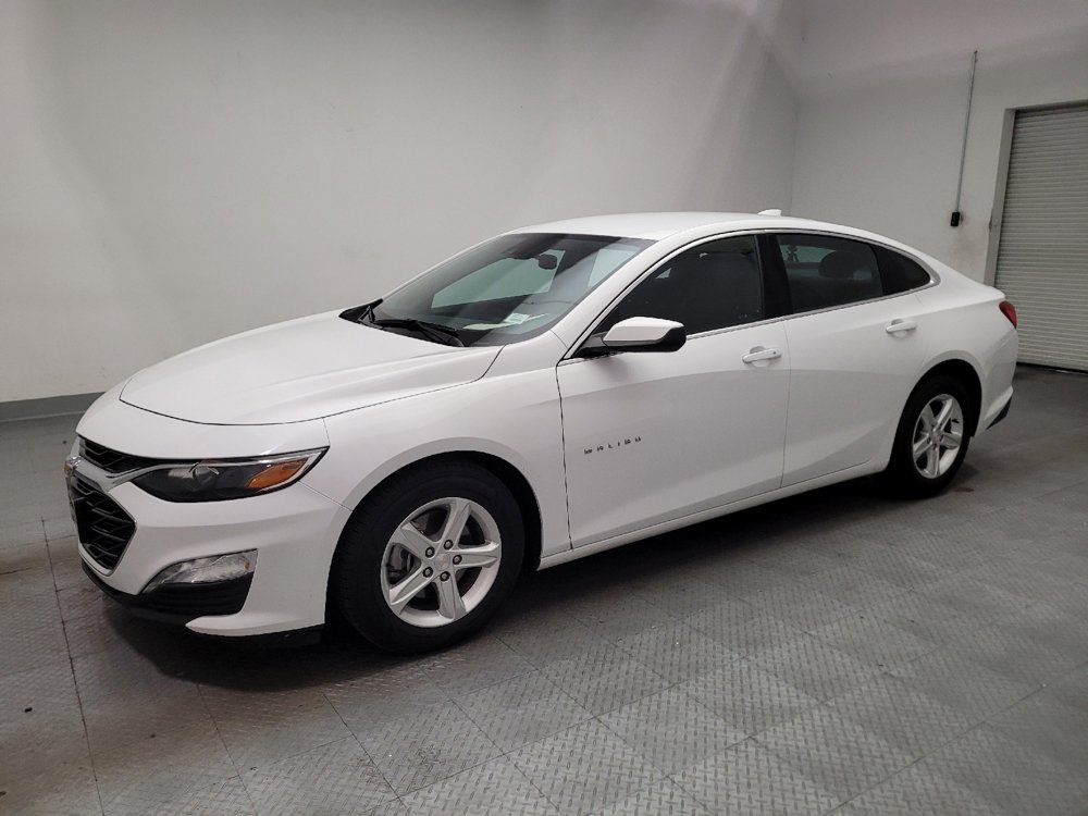 Used 2024 Chevrolet Malibu LT FWD image 2