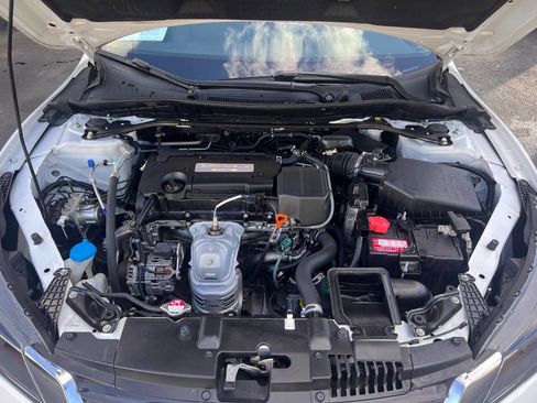 Used 2015 Honda Accord EX-L image 19