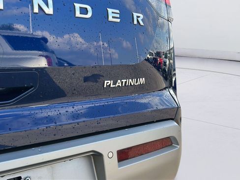 Used 2023 Nissan Pathfinder Platinum w/ Cargo Package FWD image 28