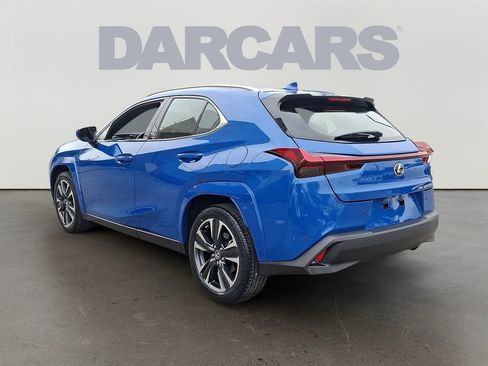 Used 2023 Lexus UX 250h AWD w/ Premium Package image 4