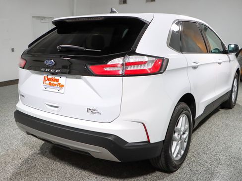 Used 2021 Ford Edge SEL w/ Convenience Package FWD image 7