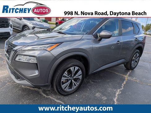 Used 2023 Nissan Rogue SV FWD image 1