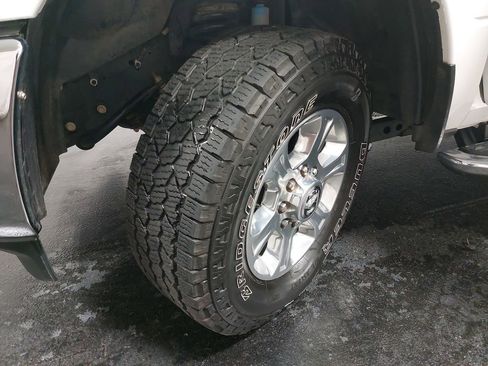 Used 2024 RAM 2500 Big Horn w/ Off Road Package image 29