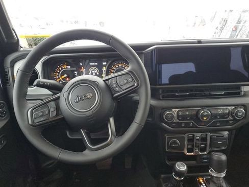 New 2026 Jeep Gladiator Sport AWD/4WD image 13