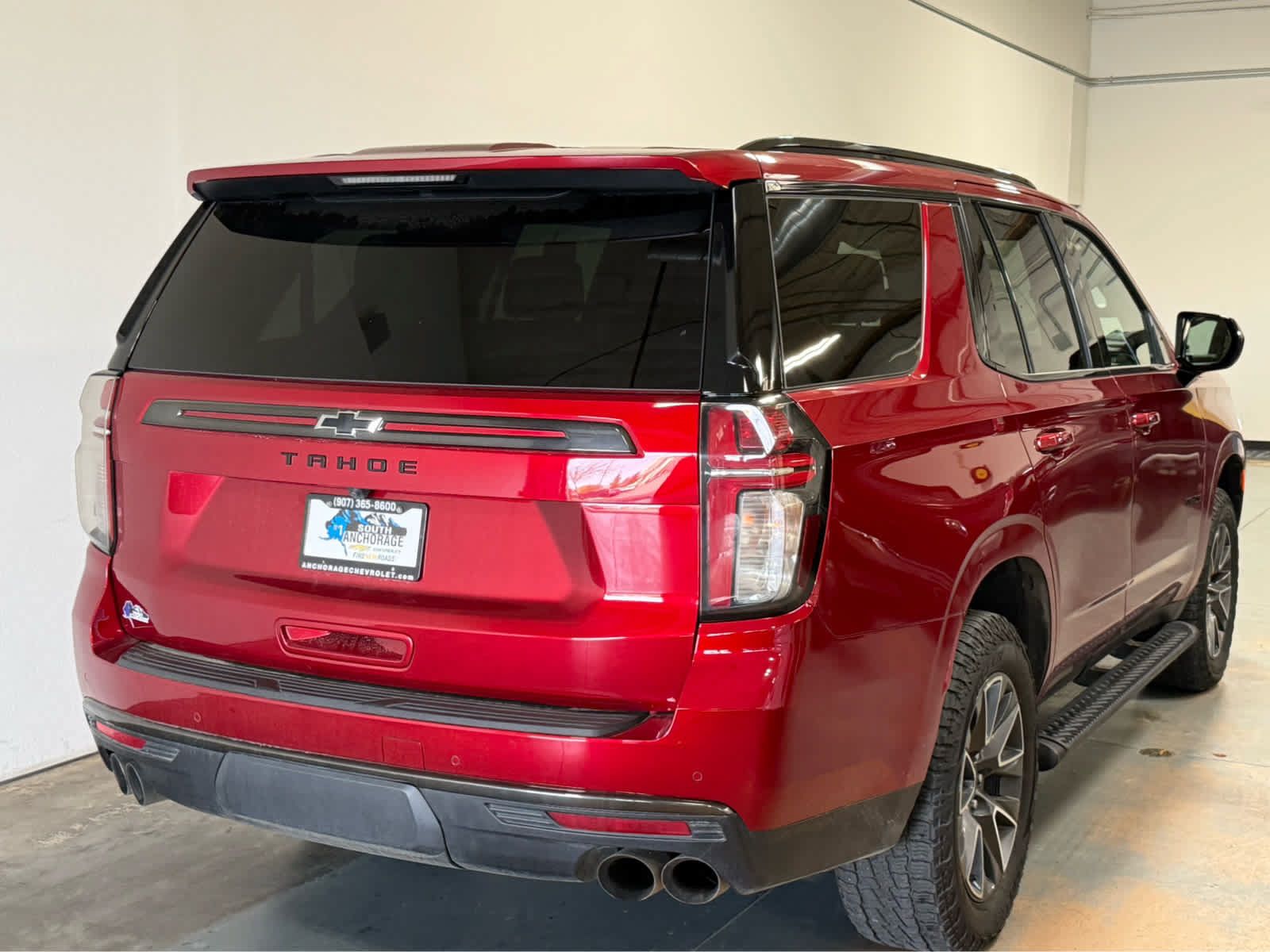 Used 2021 Chevrolet Tahoe Z71 w/ Rear Media and Nav Package AWD/4WD image 7