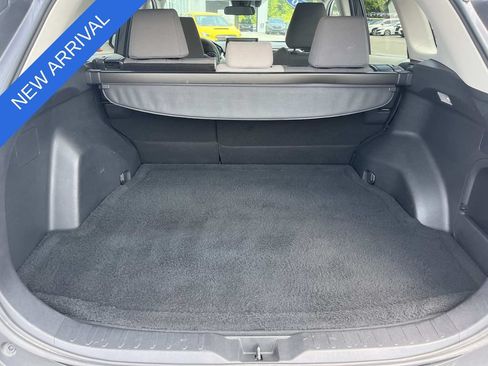Used 2020 Toyota RAV4 XLE AWD/4WD image 20